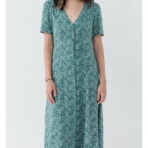 NWT Green Floral Dress (Things Between)